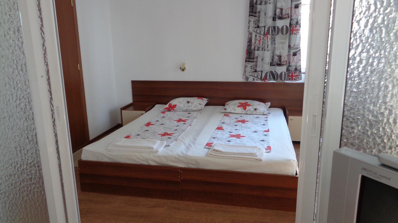 Vlasta Guest House Sozopol Extérieur photo