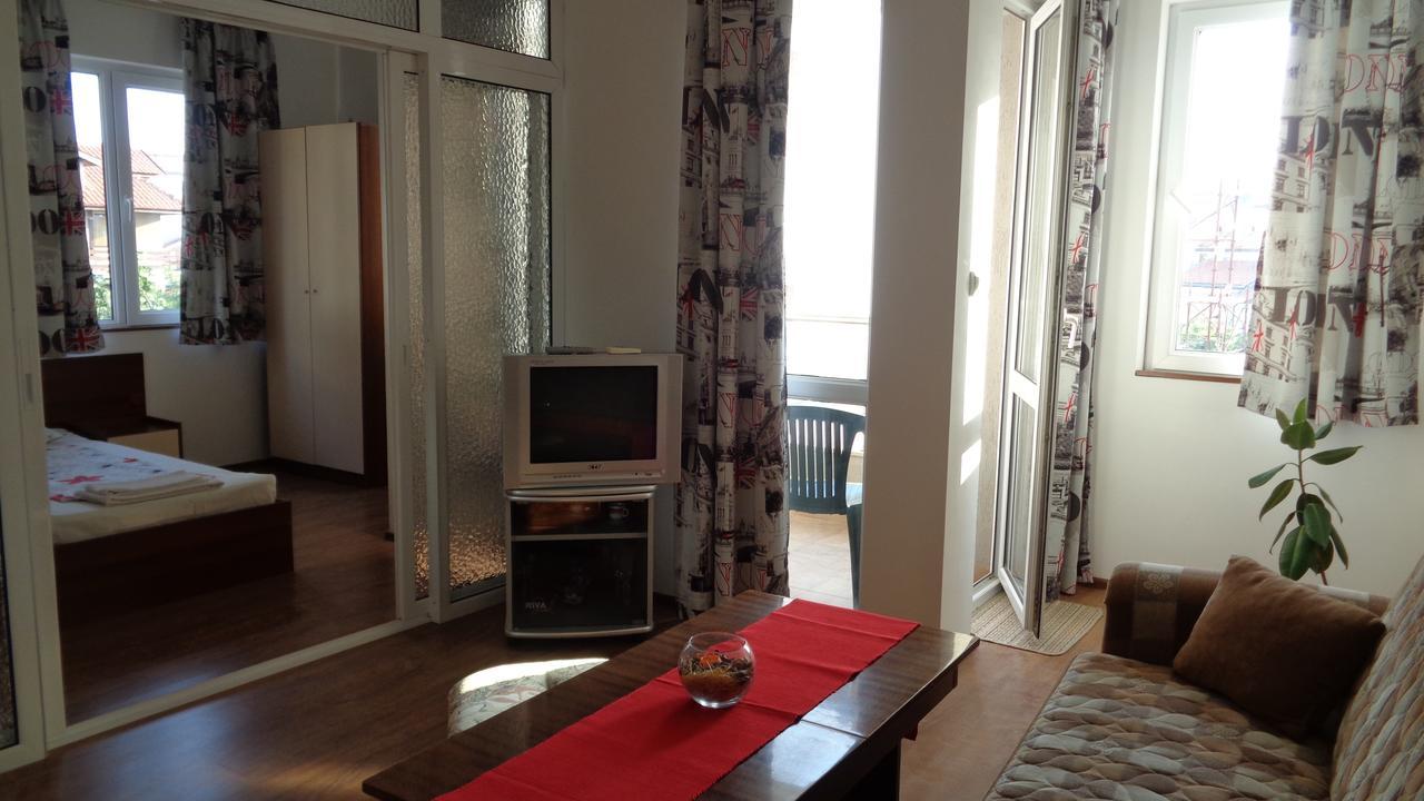 Vlasta Guest House Sozopol Extérieur photo