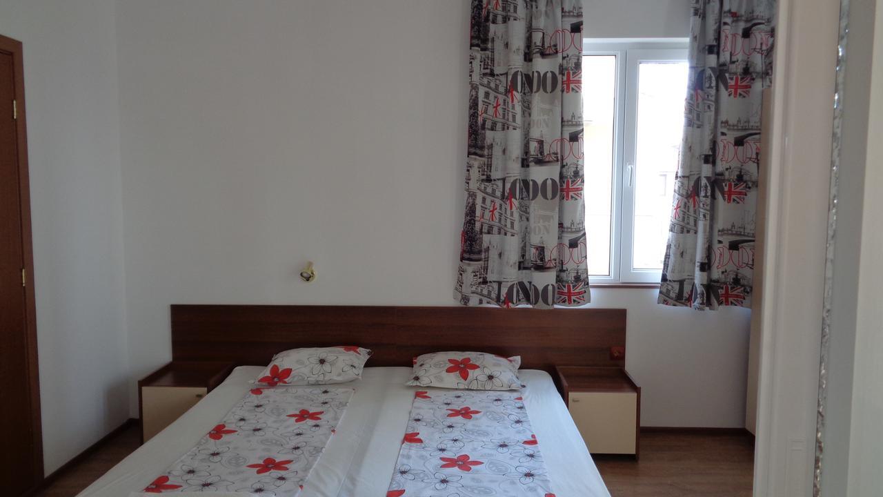 Vlasta Guest House Sozopol Extérieur photo
