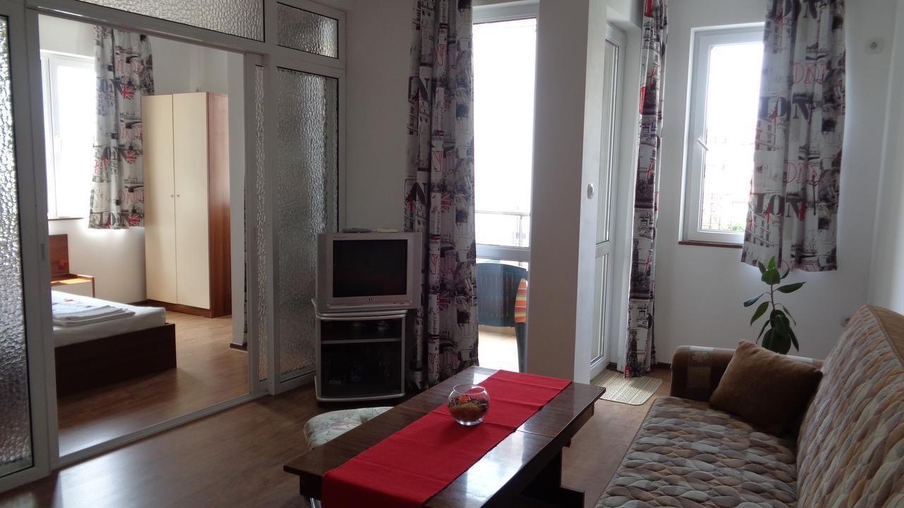 Vlasta Guest House Sozopol Extérieur photo