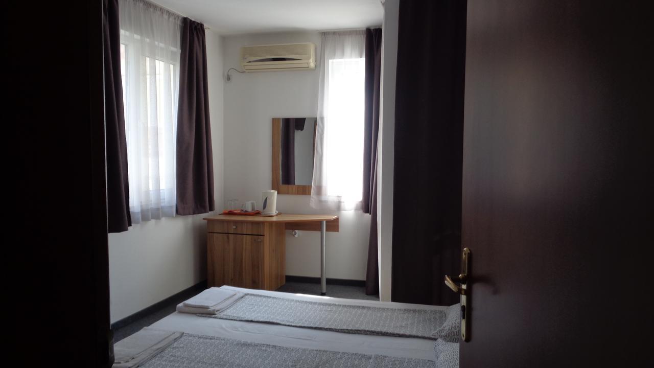 Vlasta Guest House Sozopol Extérieur photo